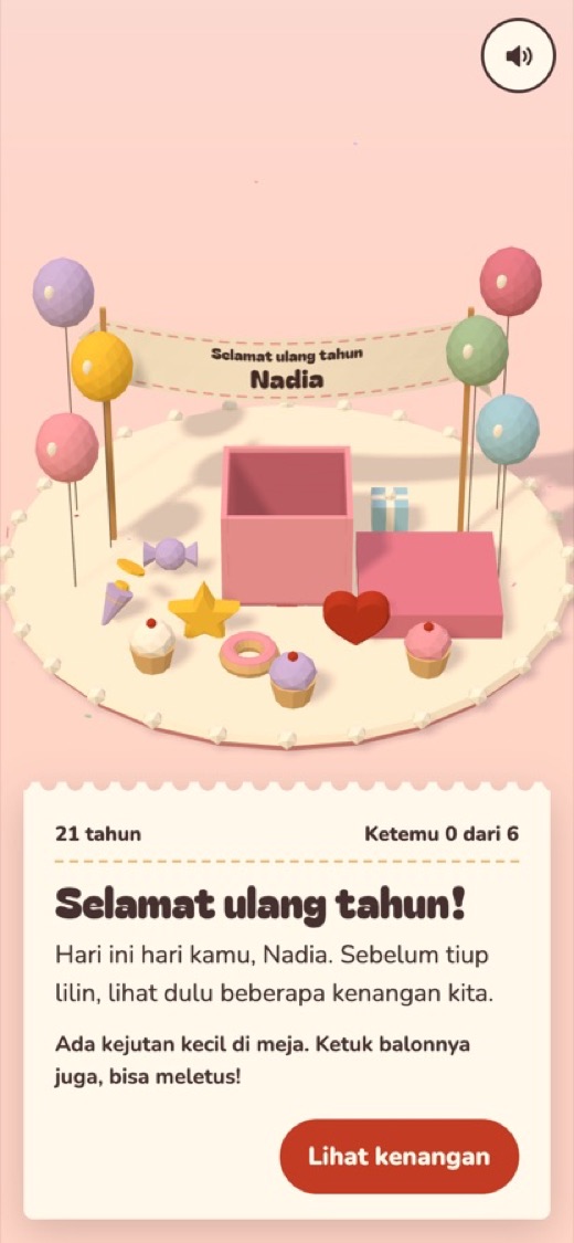 Demo Hemat 3D: kado terbuka di atas meja pesta, balon dan hadiah kecil di sekitarnya